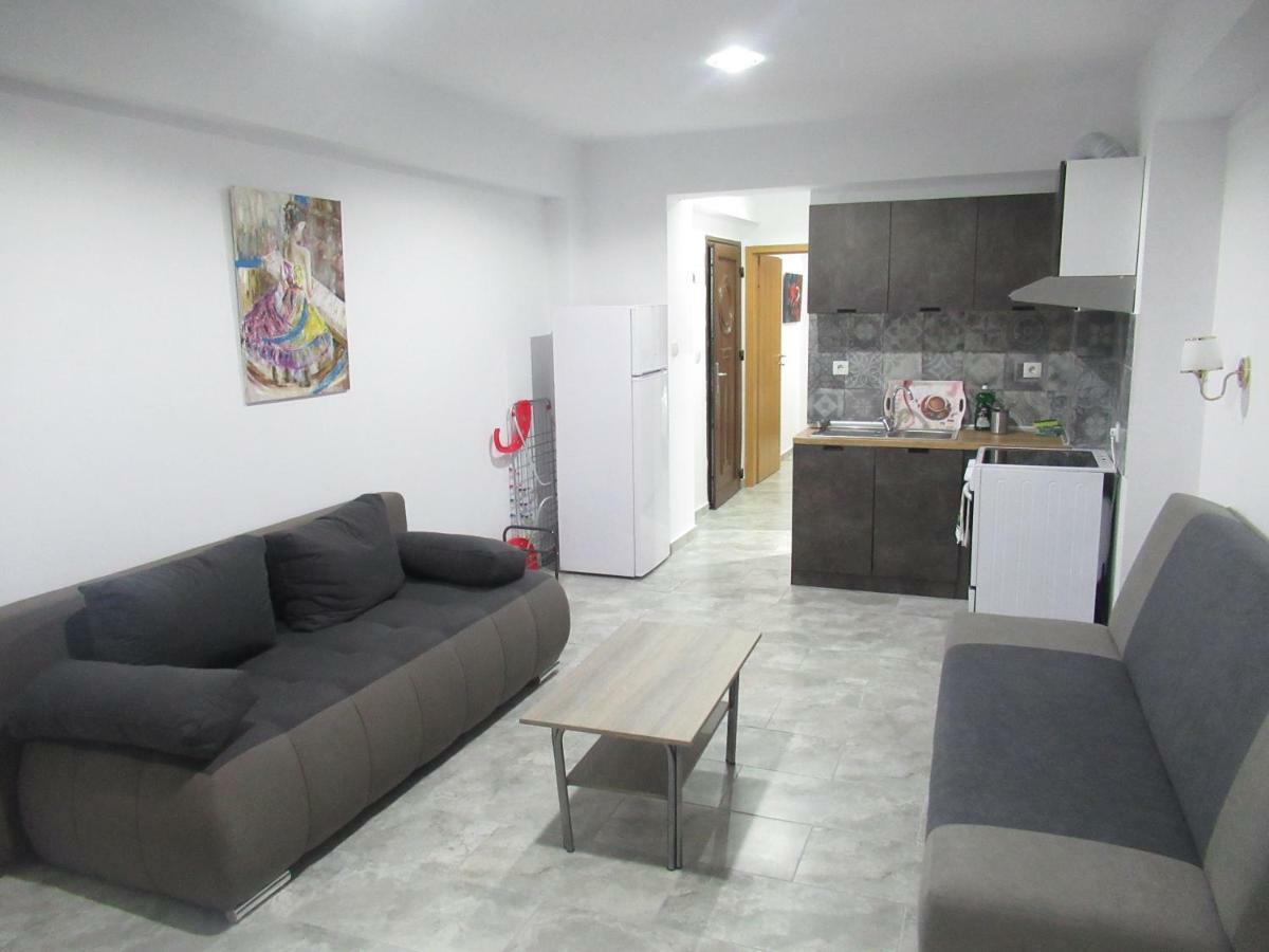 Artistic Rent Rooms & Apartments Nea Kallikrateia Екстер'єр фото