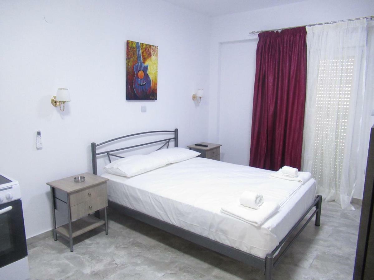 Artistic Rent Rooms & Apartments Nea Kallikrateia Екстер'єр фото