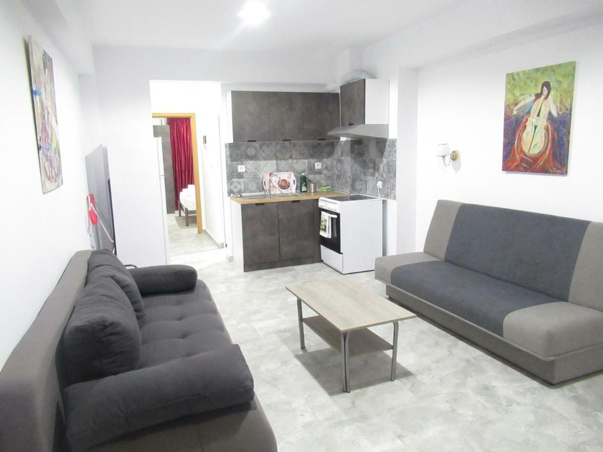 Artistic Rent Rooms & Apartments Nea Kallikrateia Екстер'єр фото