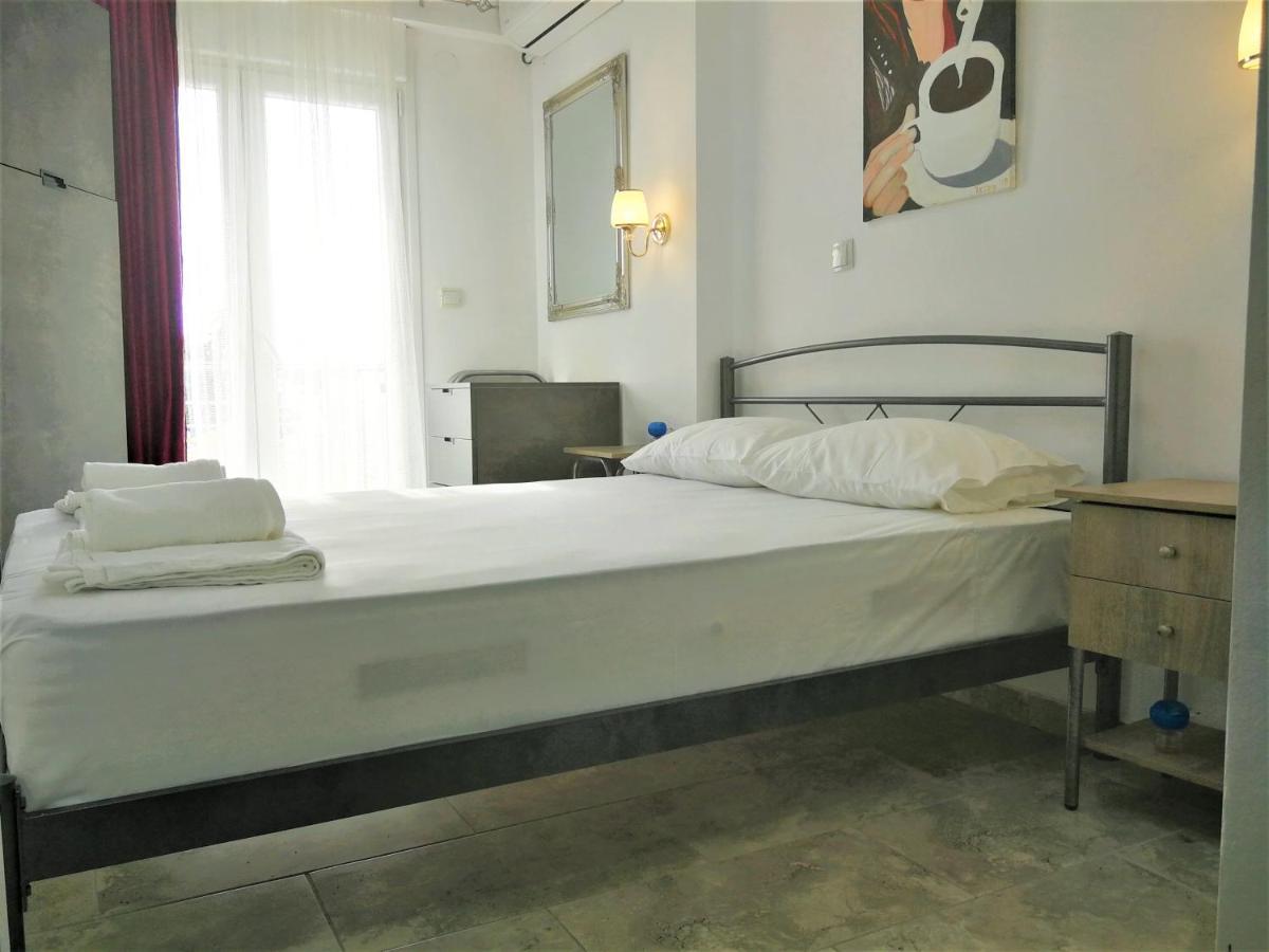 Artistic Rent Rooms & Apartments Nea Kallikrateia Екстер'єр фото